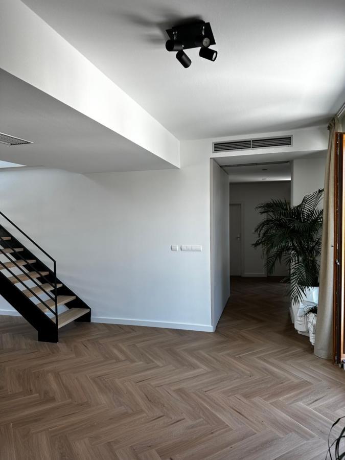 Ferienwohnung Luxury Penthouse At The Historical Centre With Free Parking Pressburg Exterior foto