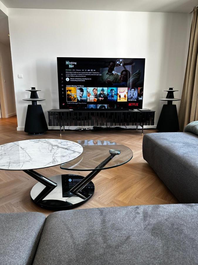 Ferienwohnung Luxury Penthouse At The Historical Centre With Free Parking Pressburg Exterior foto