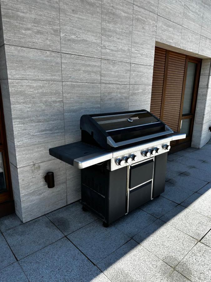 Ferienwohnung Luxury Penthouse At The Historical Centre With Free Parking Pressburg Exterior foto