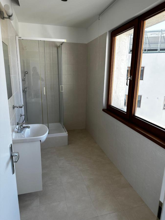 Ferienwohnung Luxury Penthouse At The Historical Centre With Free Parking Pressburg Exterior foto